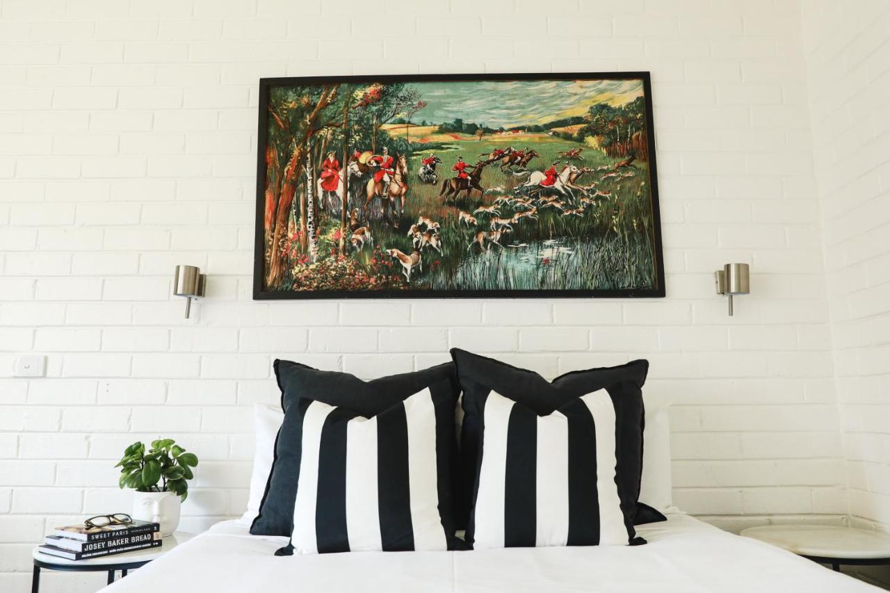 Harriet House Tumut Motel ภายนอก รูปภาพ